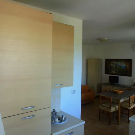 Bilocale Duplex Marina Di Ugento * 托雷圣乔万尼乌