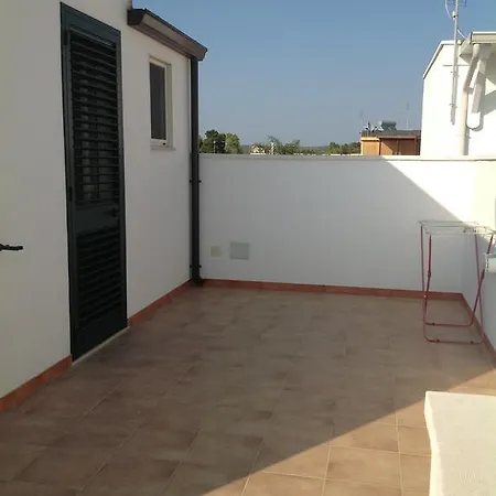 Bilocale Duplex Marina Di Ugento Apartmán *
